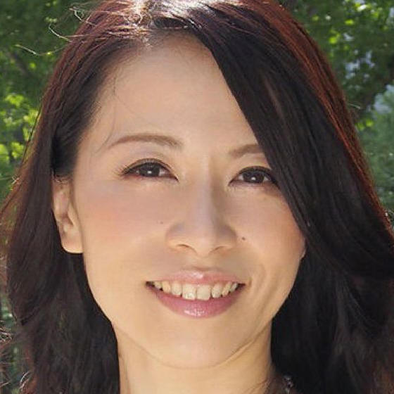 井上綾子