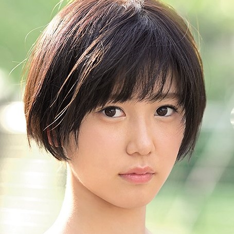 児玉れな