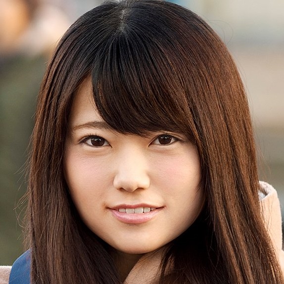 須崎まどか