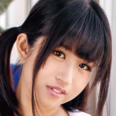 穂花まりえ
