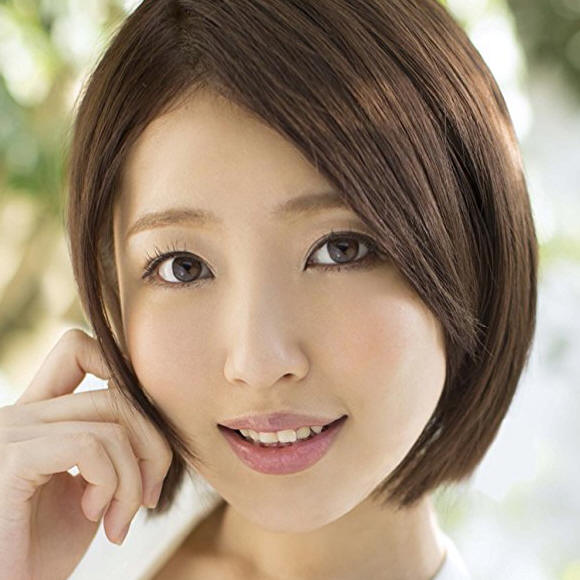 伊東真緒