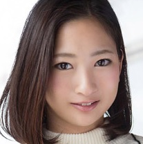 河北紗依