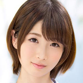 板野ユイカ