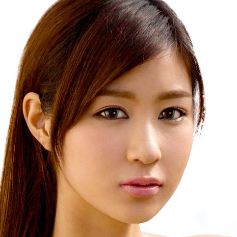 城田アンナ