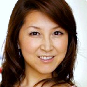 新村まり子