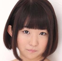 あすな小春