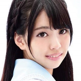 藍色りりか