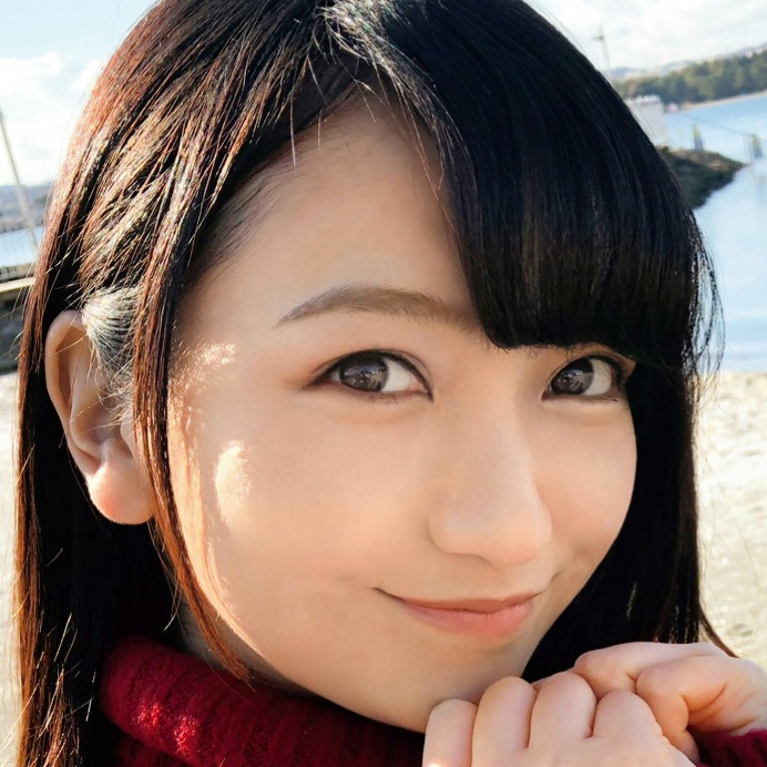 知花みく