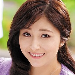 立原結子