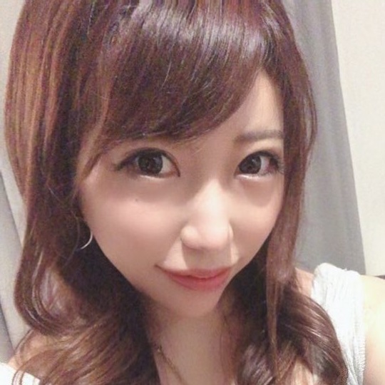 愛実ありあ