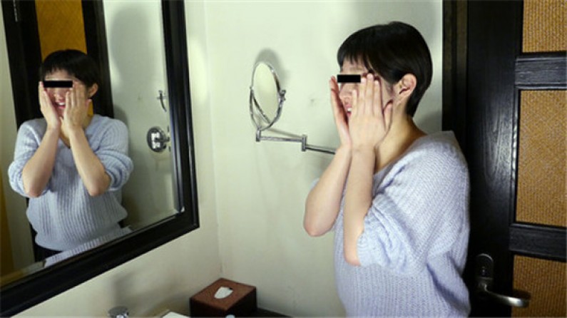 スッピン熟女 〜童顔妻の乱れたアヘ顔〜            シリーズ特設