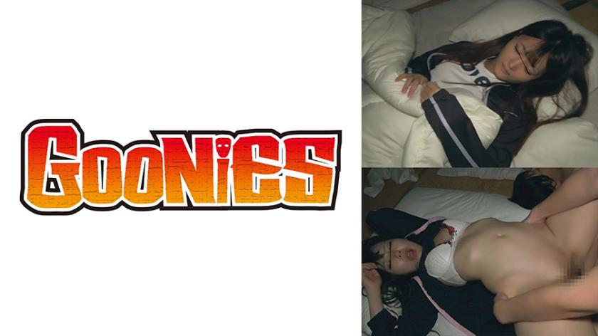 Masukkan terus ke dalam kekasihmu yang masih mengantuk! ~Video malam kelompok siswi sekolah perempuan di lawatan pelajaran~