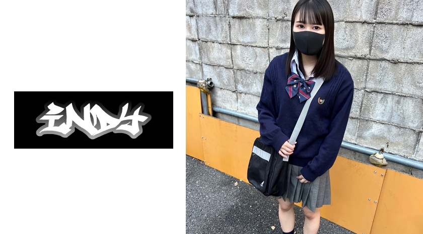 Một cô gái tự nhiên thoải mái và hoạt động P_ bị rò rỉ video về một cô gái xinh đẹp thờ ơ ngay cả khi bị bôi kem