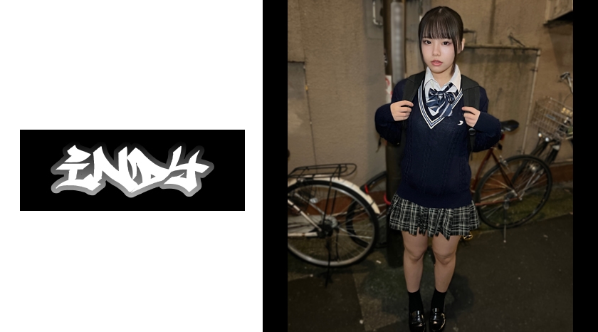 Gadis berponi dengan rambut hitam muncul dan aktiviti lelaki wanita - pengalaman pertama melakukan rakaman seks - dari hubungan seks tanpa kondom hingga ejakulasi dalam, mencapai kepuasan yang luar biasa.