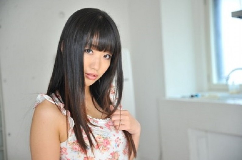 亀井夫妻 – 素人パイパンおさな妻連続忘我依頼調教　亀井夫妻編