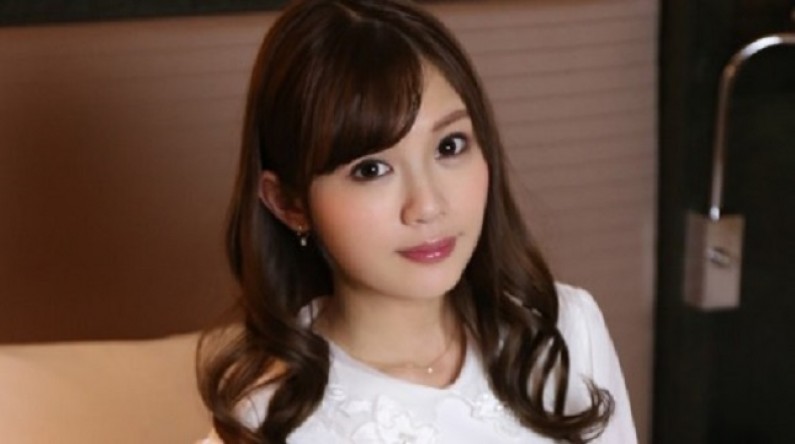 秋吉 みお 蒼い再会