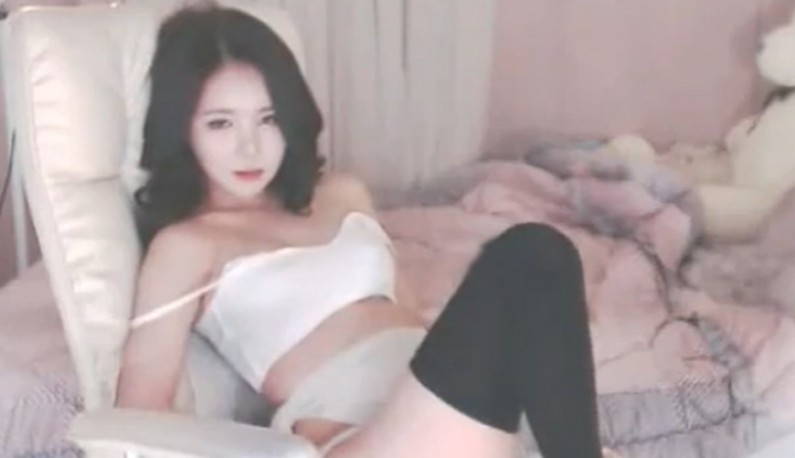 อยากดูส่วนไหนของหนู เลือกได้แค่จุดเดียวนะคะ