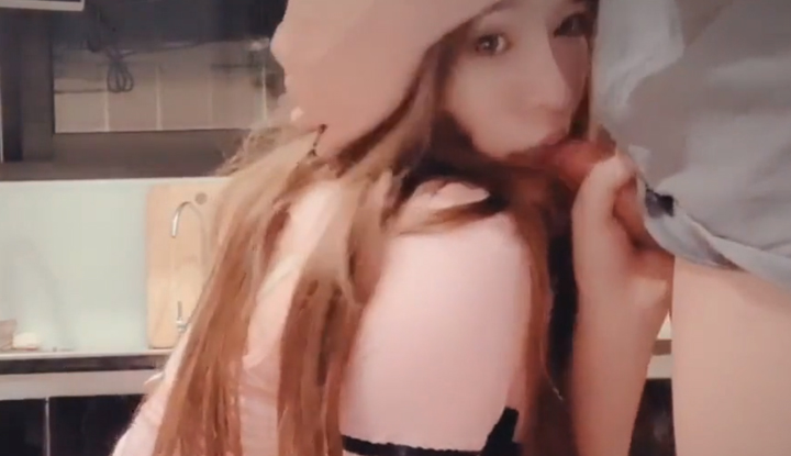 [Taiwan] SWAG anchor vivibabe shows her face and shows her new year's must-collection welfare super long film creampie big breast nurse