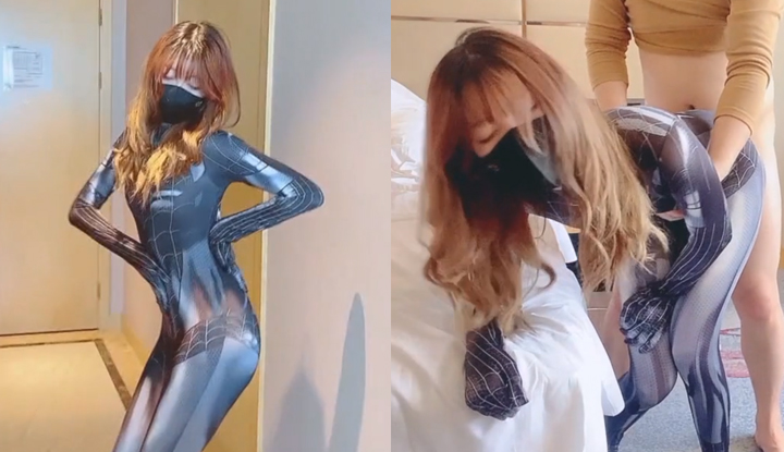 สาวคอสเพลย์ขอจัดแรง