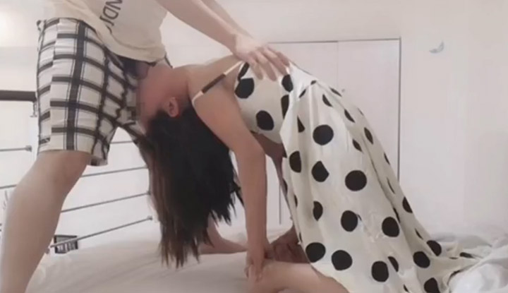 ออรัลเซ็กซ์ยาก ~ เพื่อนติดเซ็กส์ถามฉันว่าเธอหลวม ชอบแน่นหรือหลวม?