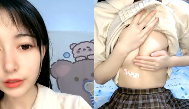 Một cô gái chất lượng cao trong sáng và dịu dàng đang chơi trên một chiếc bàn xoay lớn ~ Nâng chân lên trông rất hấp dẫn