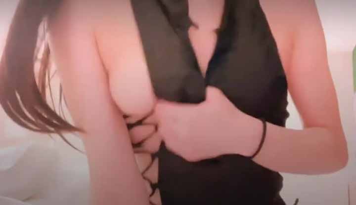 [台灣] SWAG mollyflower～隨著音樂挑逗性感旗袍+茉莉的扭動這樣跳完⋯哥哥有沒有想來陪我了呢