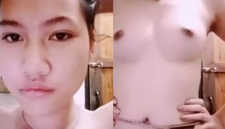 [thailand] thai girl takes off her clothes and exposes her breasts while taking a bath.