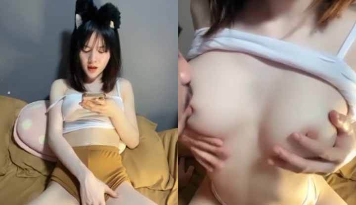 [ประเทศไทย] ผู้ชายก็เหมือนเด็กที่โตขึ้นเท่านั้น~ พวกเขาเห็นหน้าอกของแฟนสาวที่ใหญ่และอยากดูดมันสักสองสามครั้ง