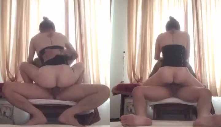 (เวียดนาม)  เล่นเสียวกลางวันแสกๆ ก็เสียวไปอีกแบบนะ หีสาวทั้งฟิตทั้งน่ารัก