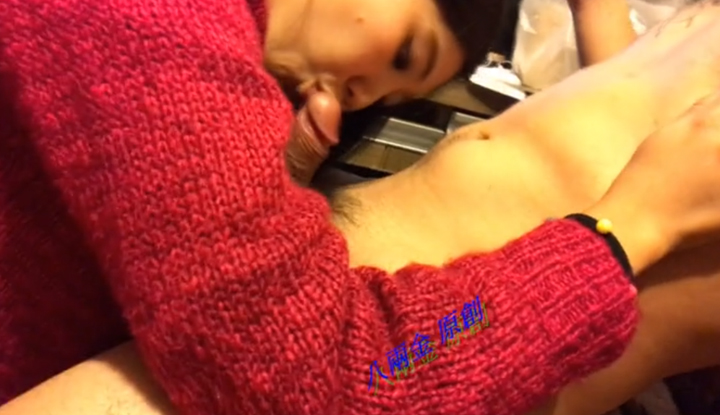 [台灣] 八Ｘ金原創～超正大學生約炮視頻流出