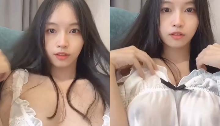 清純漂亮妹子不愛穿內衣～愛露不露真的很騷耶