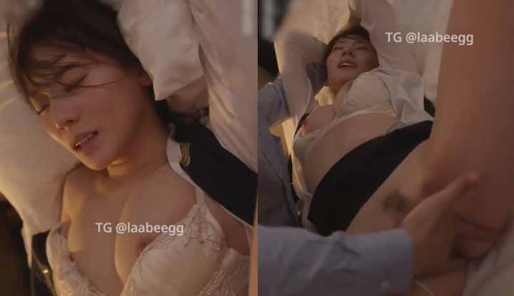 Phụ nữ là sinh vật như thế này. Đôi khi nếu bạn không cứng rắn và thể hiện ra ngoài, cô ấy sẽ quên mất mình là một con điếm thích làm tình.