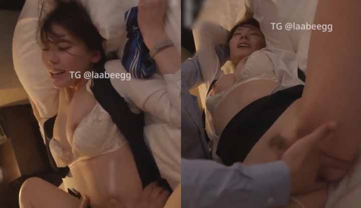 As mulheres, às vezes, só lembram que gostam de sexo quando são tratadas com firmeza.