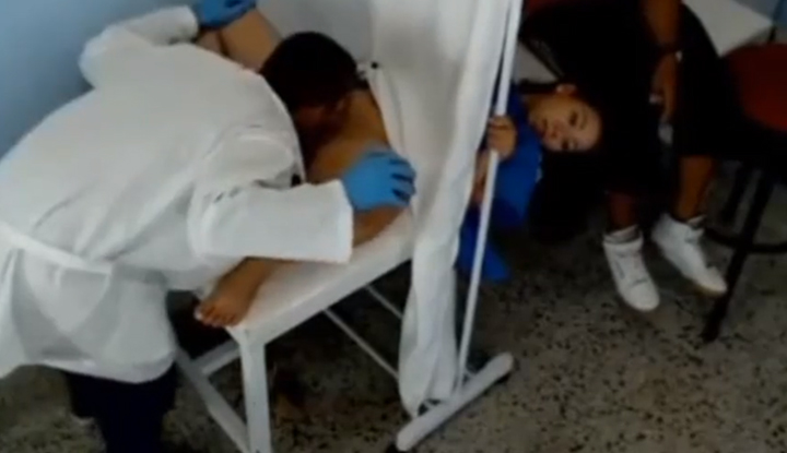 Doktor obstetrik Amerika melakukan hubungan seksual dengan pesakit di hadapan kekasihnya sebagai sebahagian daripada pemeriksaan dalaman - rupanya semua yang ditunjukkan dalam SOD adalah benar!