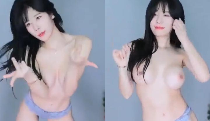 [Pelakon Langsung Korea] Pengacara langsung berambut panjang yang mempunyai aura yang menarik ~ semakin menari semakin panas, sungguh menarik apabila melepaskan pakaian satu persatu.