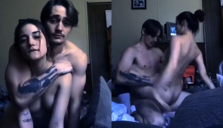 คู่รักที่หลงใหลกันอย่างมากจะทำสตรีมเซ็กส์ได้อย่างไร พยายามทุกท่าเอาท์รวมถึงการขี่จากด้านหลัง