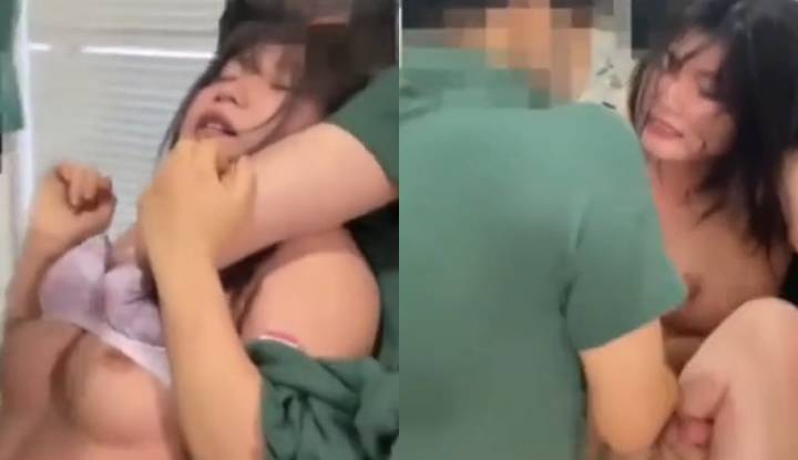 คลิปหลุด พนักงานสาวโดนจับรุมเย็ดหีรัวๆแบบไม่ยั้งทั้งจกหีและเอาควยให้โม๊ค ก่อนจับซอยรัวๆจนร้องครางออกมาอย่างลั่น