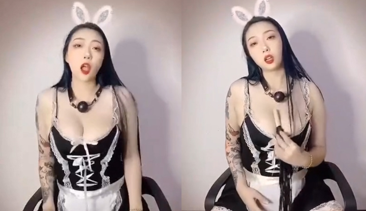 Chu is a cute, healthy girl. She is obedient and ready to be trained by her master.