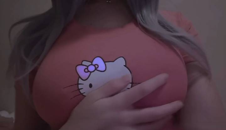 On the continent of Europe/America, one of the important characters with unrealistic proportions is Cocainktty, the cute little kitten. Isn't it adorable or is it too adorable?