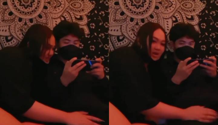 You play with your phone, I play with your joystick.