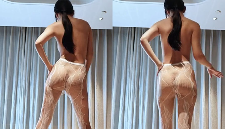 ด้านหลังของหญิงวัยกลางคนที่มัดผมหางม้านั้นก็สมบูรณ์แบบเช่นกัน ก้นสวยและขาของเธอน่าดึงดูดอย่างเหลือเชื่อ