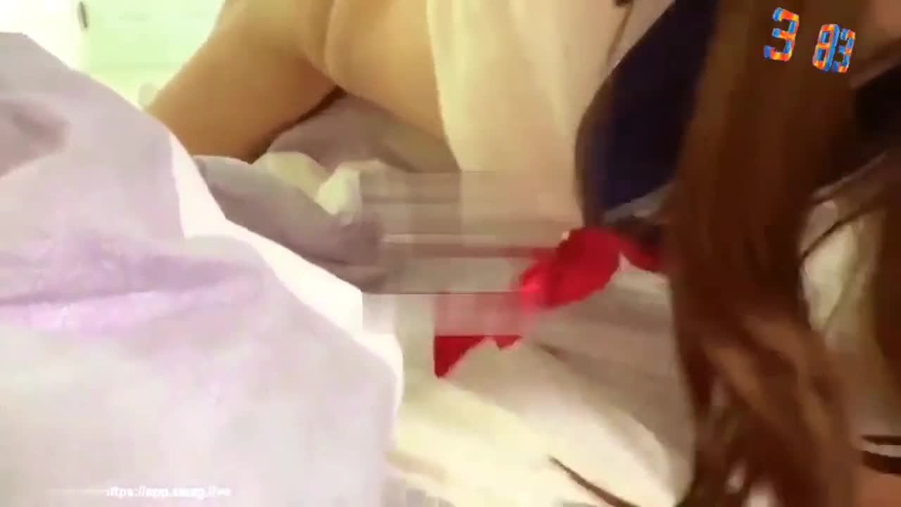 赤裸清潔師無死角各種姿勢專業清理肉棒