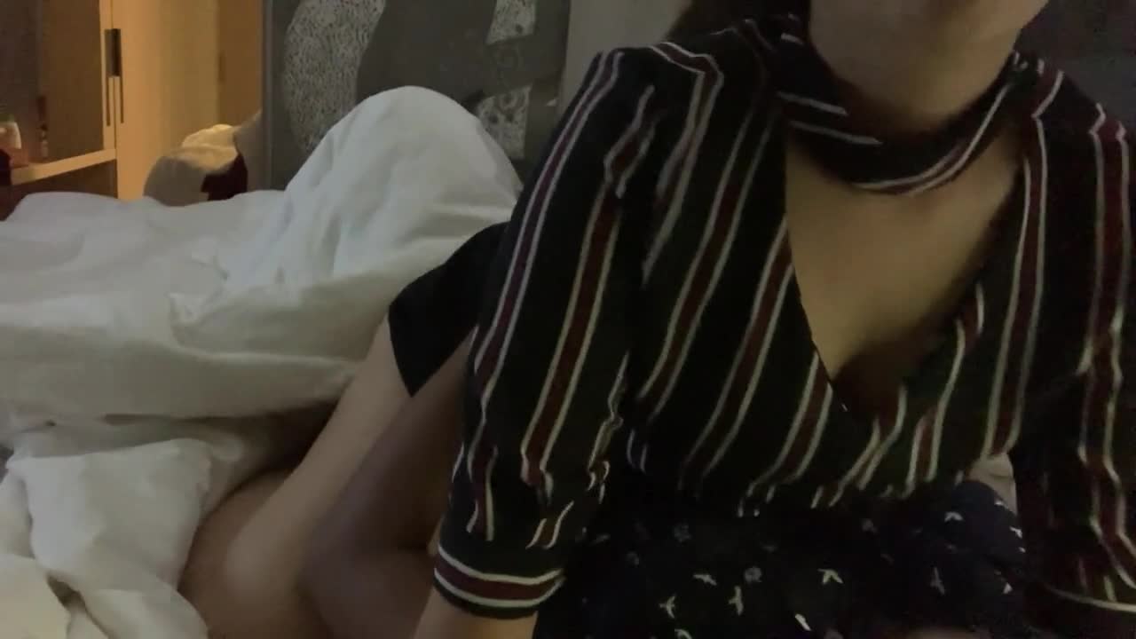 พาครูเข้าโรงแรม ความมันส์จึงบังเกิด ครูเอวดีมากๆ น่าเย็ดสุดๆ เสียงไทยชัดเจน