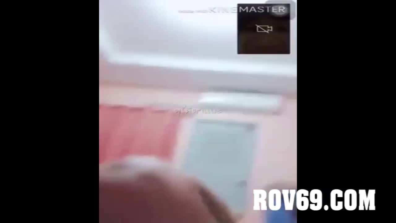 คลิปหลุดเน็ตไอดอลสาวรับงานคอลเสียว_ขาวเนียนแหกหีหน้ากล้อง