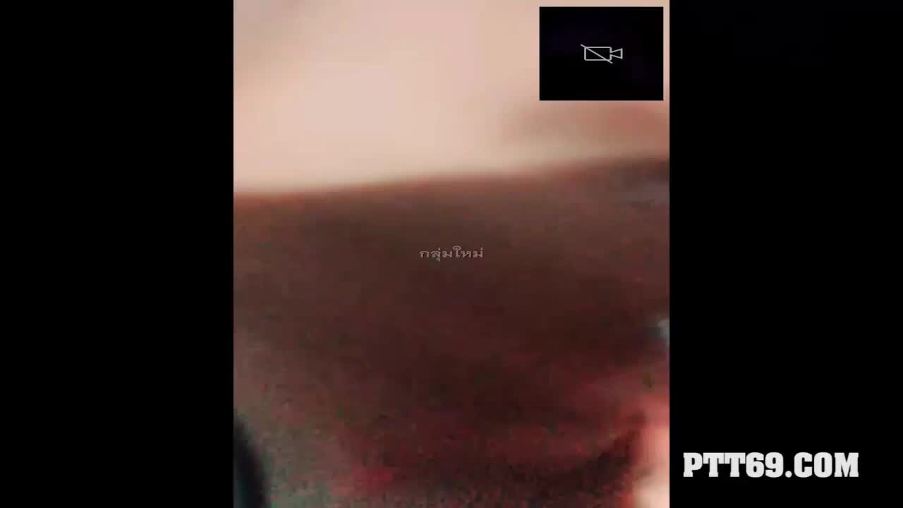 คลิปโป้คอลเสียวสาวน่ารักขาวเนียน_เขี่ยหีให้ดูรูฟิตยังซิงอยู่เลย