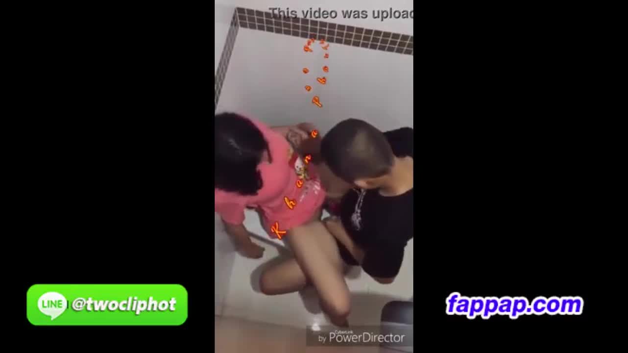 เพื่อนแอบถ่าย คู่รักผมสั้น พักเที่ยง แอบมาเย็ดกันในห้องน้ำ เย็ดกันอย่างมัน