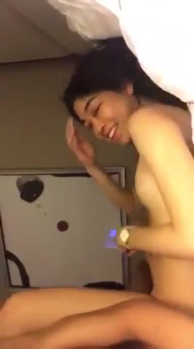 โดนผัวดูดจนนมแดงไปหมด