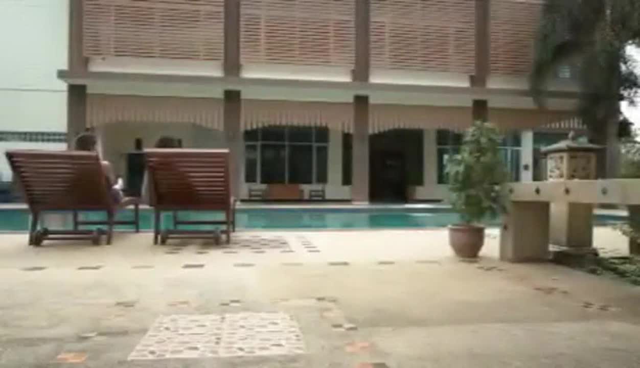 experience the sexual desires of mature women in thai movies for adults aged 18 and over. she has a strong sexual urge, but her husband is indifferent to her. she manages the household until a couple comes to stay. their sex life is becoming a problem, and a woman takes on the job of teaching them how to turn on their horny body. she catches a young woman engaging in lesbian sex and has her boyfriend help her in a thrilling threesome. porn movies, 18+ movies, porn clips, leaked clips inwporn.com